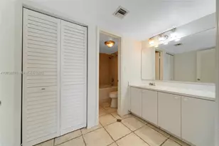 2016 Bay Dr, Miami Beach, FL 33141 - Photo 25