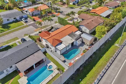 2711 SW 117th Ct, Miami, FL 33175 - Photo 41