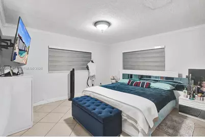 2711 SW 117th Ct, Miami, FL 33175 - Photo 11