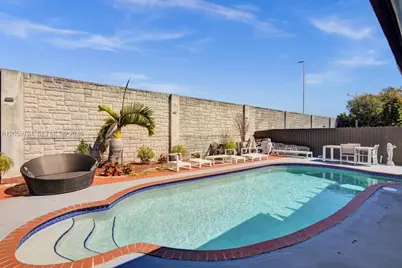 2711 SW 117th Ct, Miami, FL 33175 - Photo 35