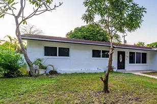 730 NW 77th Way, Pembroke Pines, FL 33024 - Photo 1
