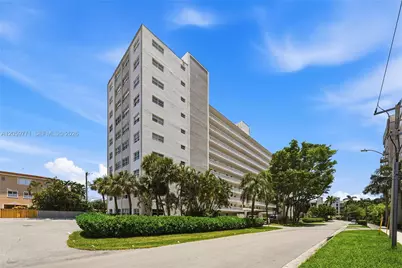 2555 NE 11 Street #510, Fort Lauderdale, FL 33304 - Photo 1