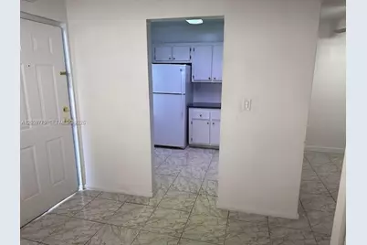 9460 Fontainebleau Blvd #129, Miami, FL 33172 - Photo 3
