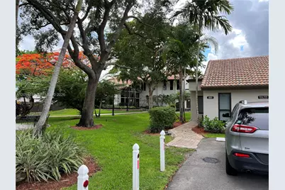 958 Mockingbird Ln #508, Plantation, FL 33324 - Photo 15