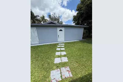4851 NW 192nd St #1, Miami Gardens, FL 33055 - Photo 3
