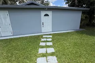 4851 NW 192nd St, Miami Gardens, FL 33055 - Photo 3