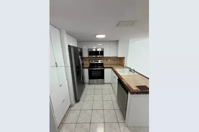 1362 NW 24 Avenue #1362, Miami, FL 33125 - Photo 3