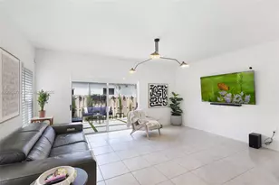 357 NE 1st Dr, Florida City, FL 33034 - Photo 5