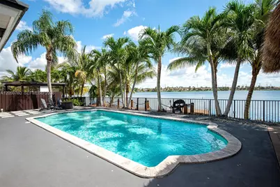 12949 SW 140 Street Rd, Miami, FL 33186 - Photo 45