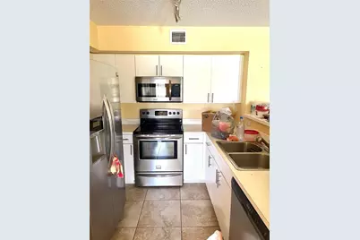 4540 NW 107th Ave #308-11, Doral, FL 33178 - Photo 5