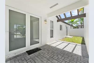15491 SW 153rd St, Miami, FL 33187 - Photo 7