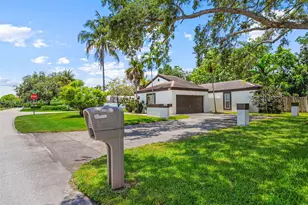 15491 SW 153rd St, Miami, FL 33187 - Photo 43