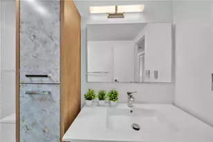 1985 S Ocean Dr, Hallandale Beach, FL 33009 - Photo 23