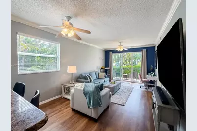 26 Royal Palm Way #201, Boca Raton, FL 33432 - Photo 3