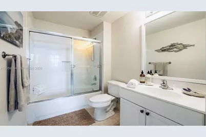 26 Royal Palm Way #201, Boca Raton, FL 33432 - Photo 23