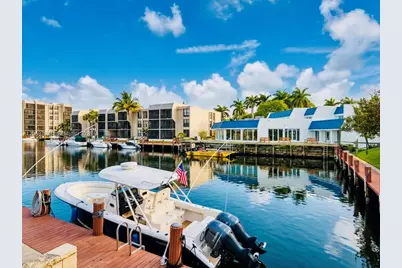 26 Royal Palm Way #201, Boca Raton, FL 33432 - Photo 37