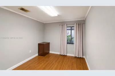 1000 SW 136th Pl, Miami, FL 33184 - Photo 9