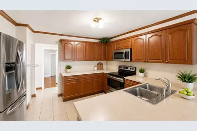 1000 SW 136th Pl, Miami, FL 33184 - Photo 5