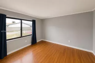 1000 SW 136th Pl, Miami, FL 33184 - Photo 11