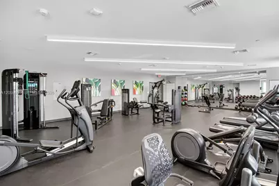 1110 NW 1st St #305, Miami, FL 33128 - Photo 9