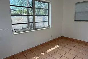 800 SE 15th St, Fort Lauderdale, FL 33316 - Photo 13