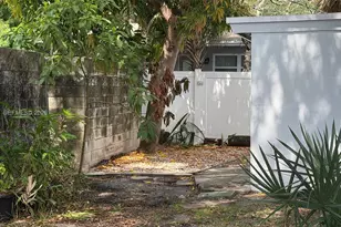 800 SE 15th St, Fort Lauderdale, FL 33316 - Photo 21