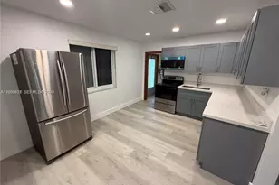 221 NE 1st Terrace, Dania Beach, FL 33004 - Photo 5