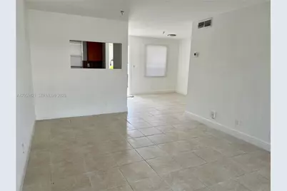 4251 NW 5th St #123, Plantation, FL 33317 - Photo 3