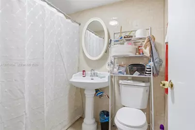 921 E 14 St, Hialeah, FL 33010 - Photo 21
