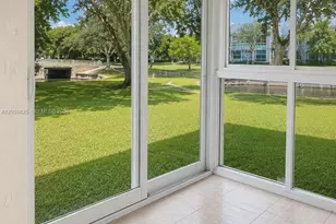 8340 Sands Point Blvd, Tamarac, FL 33321 - Photo 3