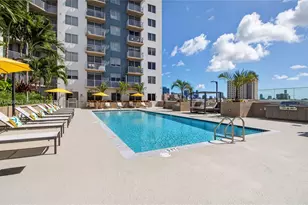 1110 NW 1st St, Miami, FL 33128 - Photo 9