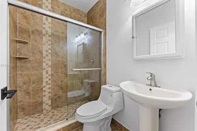 8424 NW 141st Ln #4307, Miami Lakes, FL 33016 - Photo 33