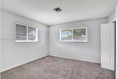 5281 SW 4th Ct, Plantation, FL 33317 - Photo 21