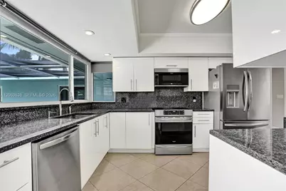 5281 SW 4th Ct, Plantation, FL 33317 - Photo 19