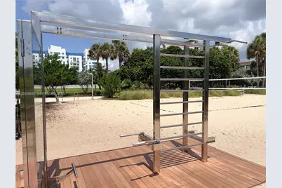 7600 Collins Ave #1008, Miami Beach, FL 33141 - Photo 33