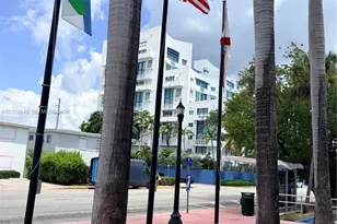 7600 Collins Ave, Miami Beach, FL 33141 - Photo 35