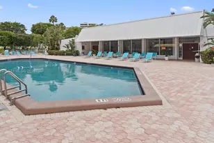 20400 W Country Club Dr, Aventura, FL 33180 - Photo 13