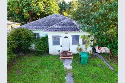 1770 NW 55th Ter, Miami, FL 33142 - Photo 3