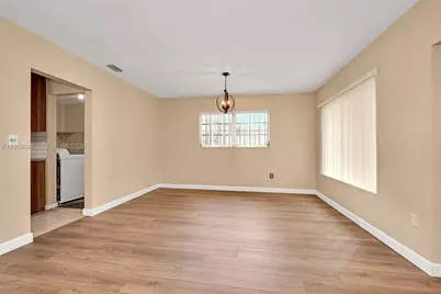 19401 NW 23rd Ave, Miami Gardens, FL 33056 - Photo 11