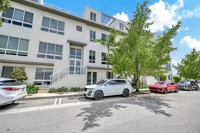 10350 NW 64th St, Doral, FL 33178 - Photo 5