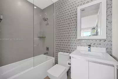 10350 NW 64th St, Doral, FL 33178 - Photo 17