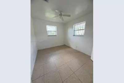 1732 NW 75th St #1732, Miami, FL 33147 - Photo 5