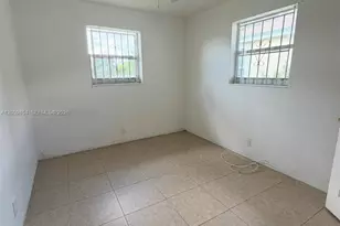 1732 NW 75th St, Miami, FL 33147 - Photo 5