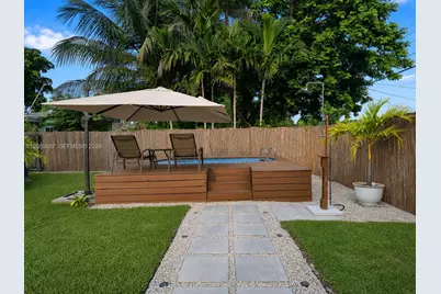 1740 NE 181st St, North Miami Beach, FL 33162 - Photo 37
