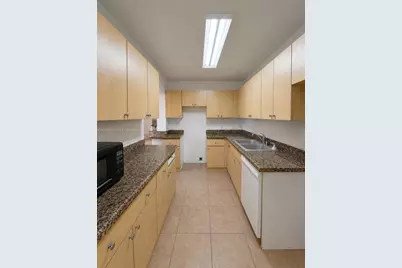5202 NE 14th Ter, Pompano Beach, FL 33064 - Photo 5