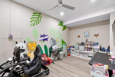 4389 Laurel Ridge Cir, Weston, FL 33331 - Photo 23