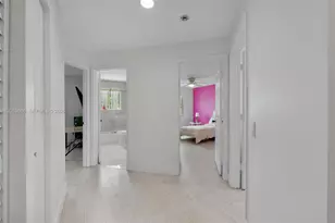 4389 Laurel Ridge Cir, Weston, FL 33331 - Photo 33