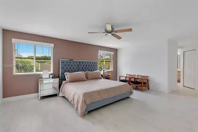 4389 Laurel Ridge Cir, Weston, FL 33331 - Photo 37