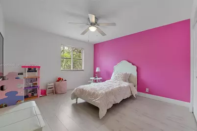 4389 Laurel Ridge Cir, Weston, FL 33331 - Photo 27
