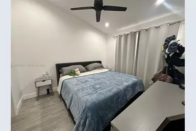 10807 NW 8th St #7U6, Pembroke Pines, FL 33026 - Photo 17